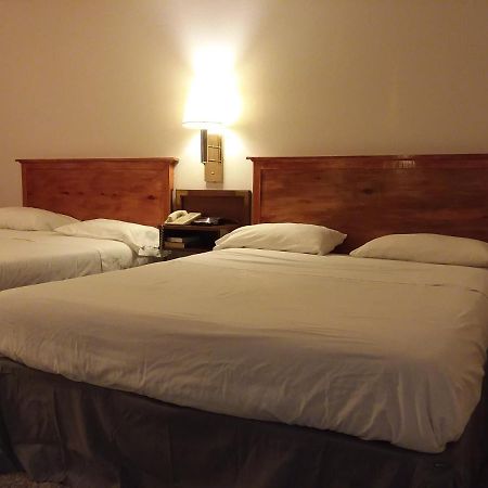 Americas Best Value Inn Laramie Zewnętrze zdjęcie